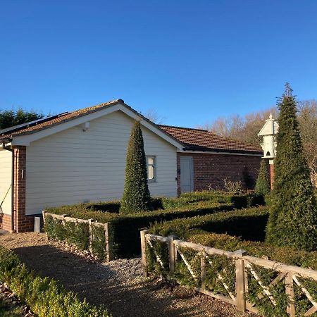 The Oaks Stable Cottage Haughley Bagian luar foto